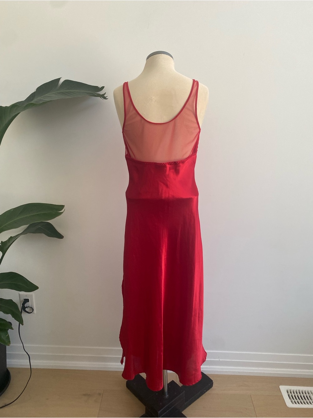 Linda Lingerie V-Neck Slip Dress - Picture 3 of 6